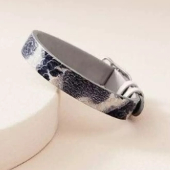 New Leather Keep Collective Gray Snake Bracelet Watchband BUY 3+ for DISCOUNT - Picture 4 of 7